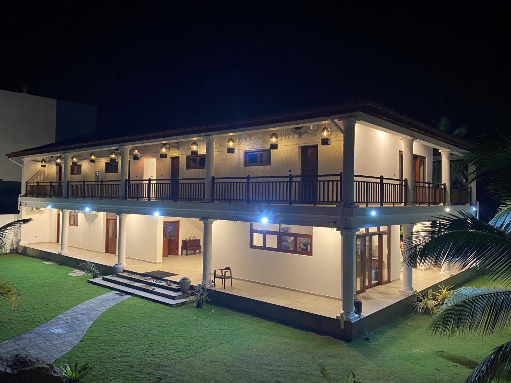 Sea Star Boutique Hotel Hikkaduwa Ngoại thất bức ảnh